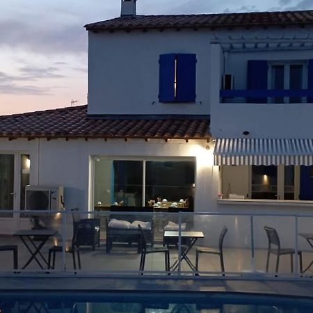 Hotel Le Bleu Marine Σαιντ-Μαρί-ντε-λα-Μερ Εξωτερικό φωτογραφία