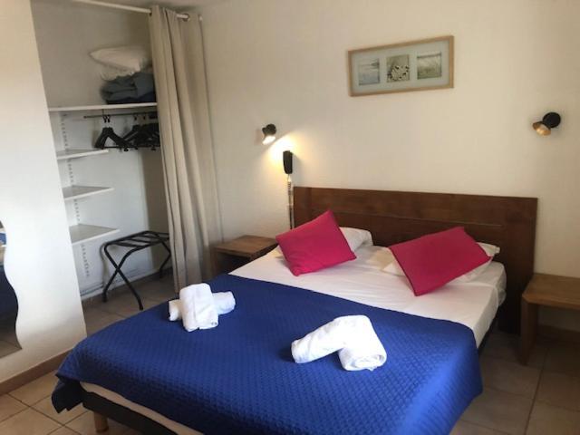 Hotel Le Bleu Marine Σαιντ-Μαρί-ντε-λα-Μερ Εξωτερικό φωτογραφία